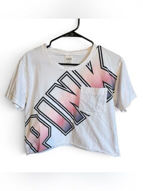 PINK Victoria’s Secret White Graphic Cropped Tee with Raw Hem Size M